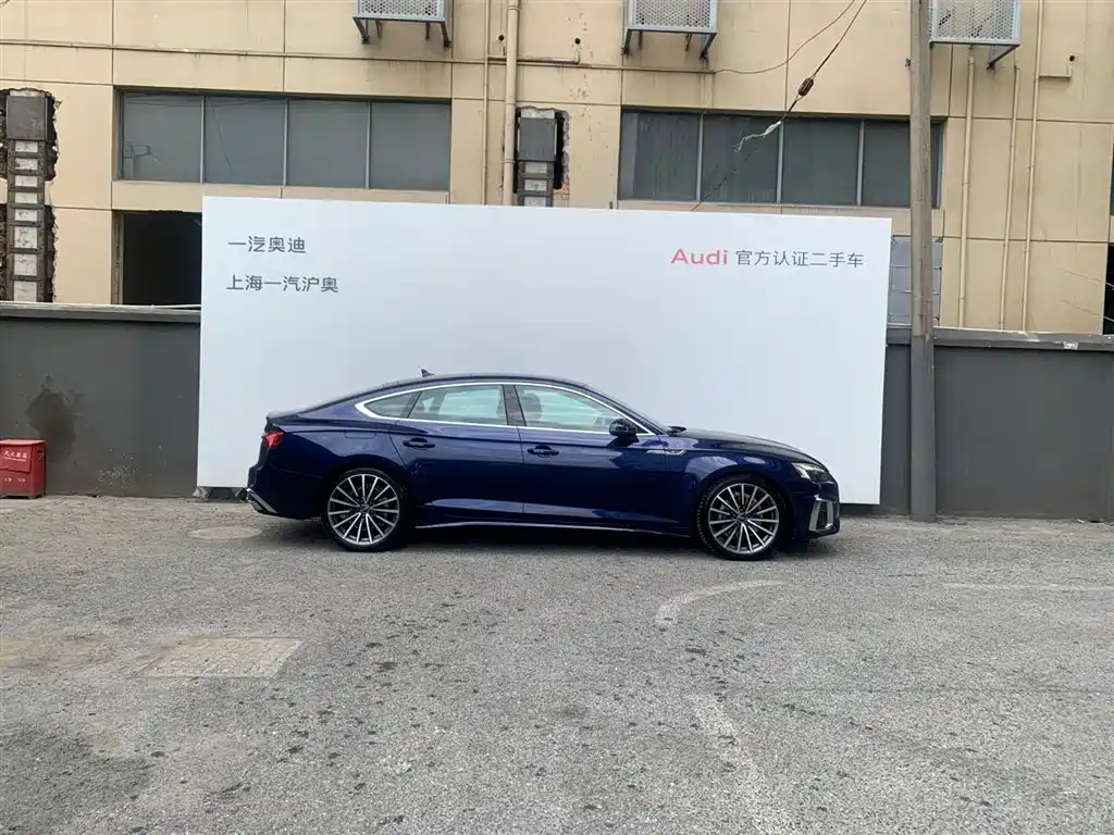 Audi Audi A5 Import 2023 Sportback 40 TFSI quattro Luxury Dynamic Model 2023 - thumbnail 3