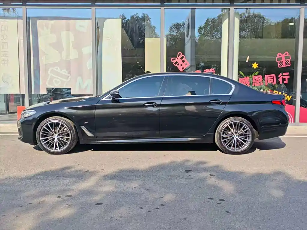 BMW BMW 5 Series 2023 530Li Leading Model M Sport Package 2023 - thumbnail 4