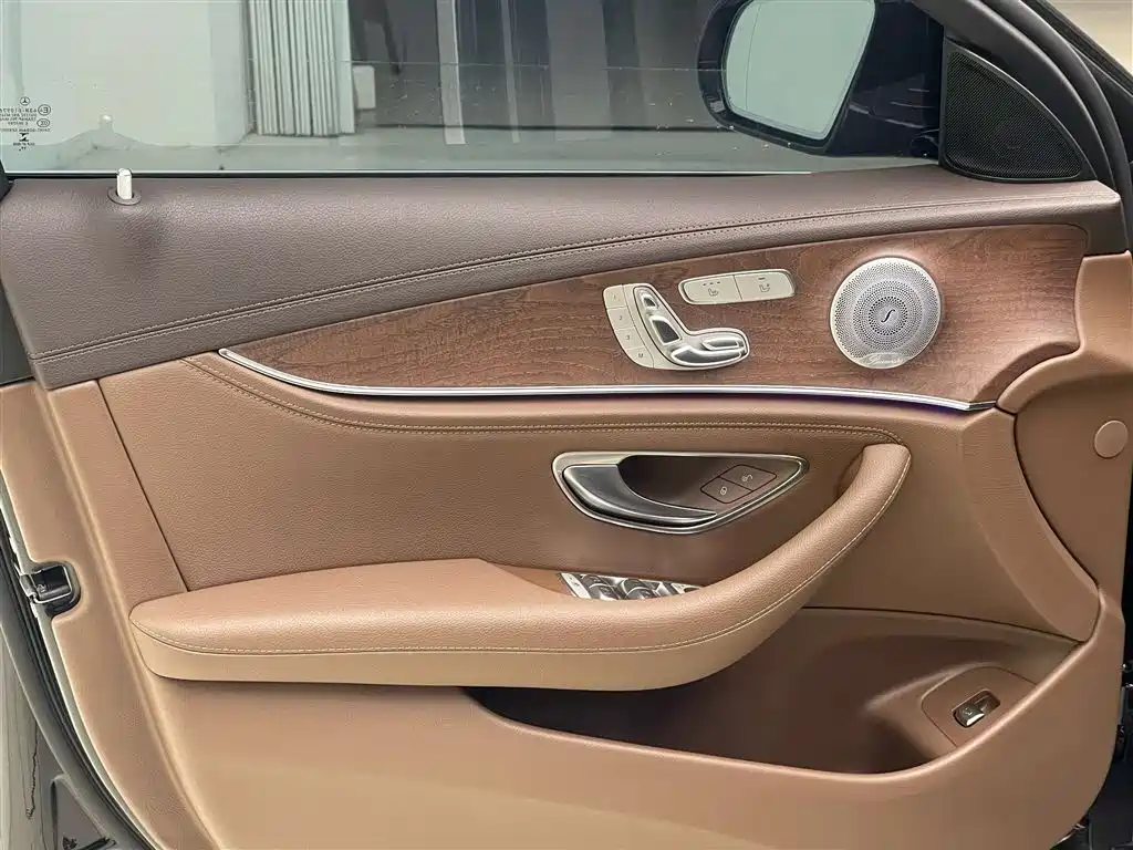 Mercedes-Benz Mercedes-Benz E-Class 2020 E 300 L Luxury Model 2020 - thumbnail 12