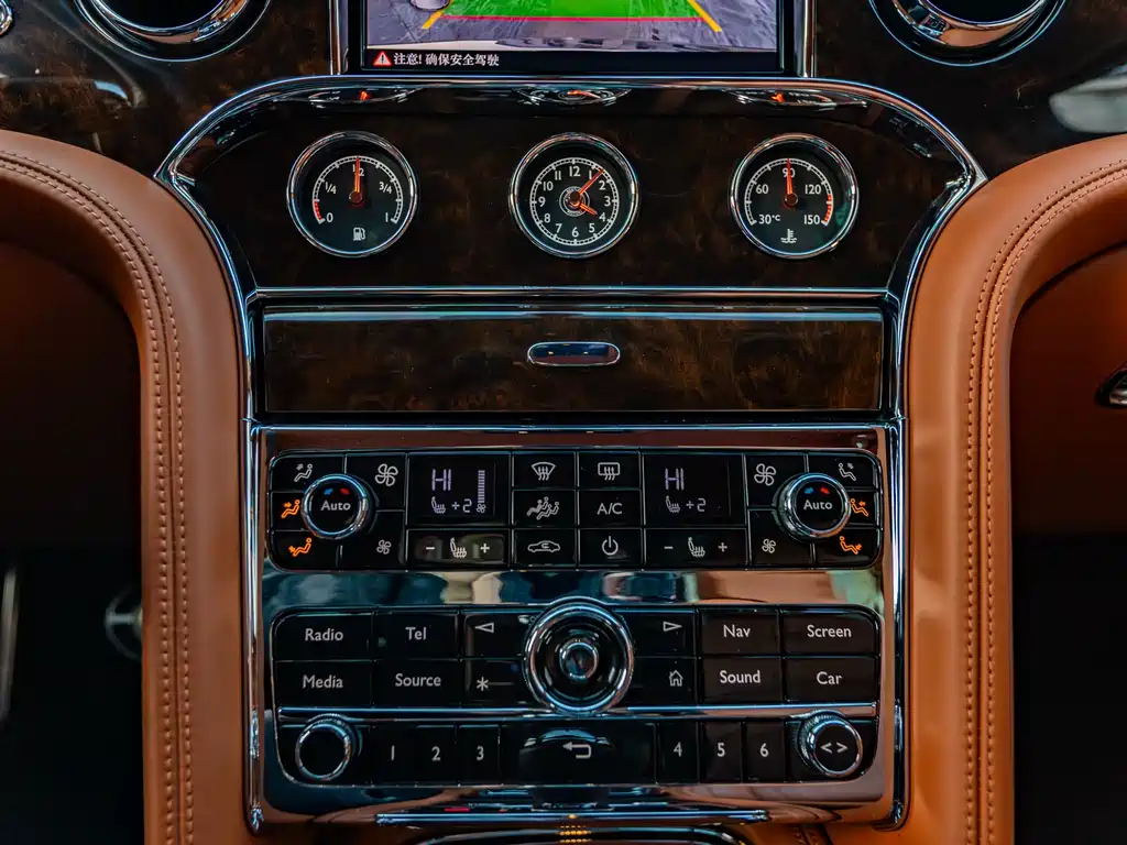 Bentley Mulsanne 2017 6.8T Long Wheelbase 2018 - thumbnail 12