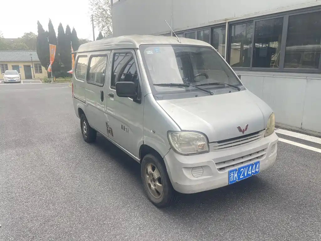 Wuling Motors Wuling Zhiguang 2013 1.0L Basic Model 2015 - thumbnail 3