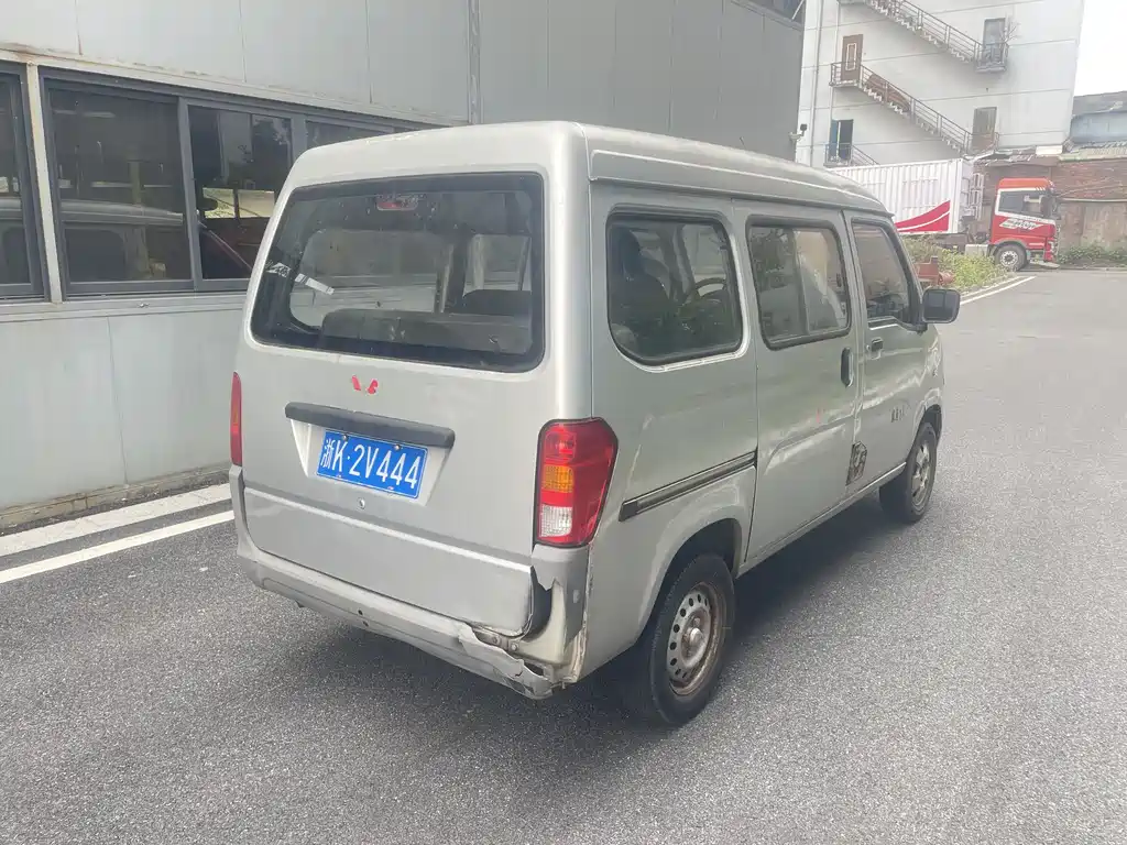Wuling Motors Wuling Zhiguang 2013 1.0L Basic Model 2015 - thumbnail 14