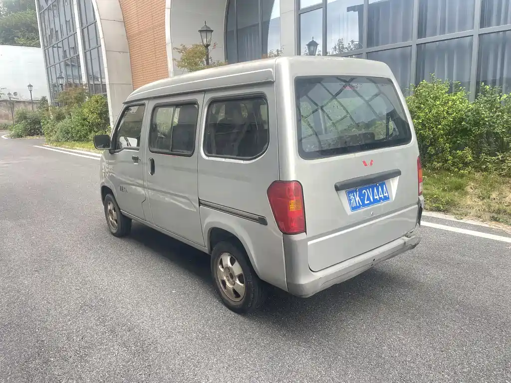Wuling Motors Wuling Zhiguang 2013 1.0L Basic Model 2015 - thumbnail 15