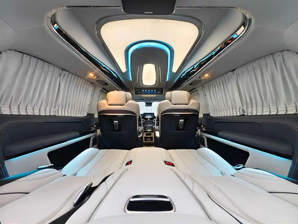 Mercedes-Benz Vito 2023 2.0T Business Edition 7-seater 2023 - thumbnail 6