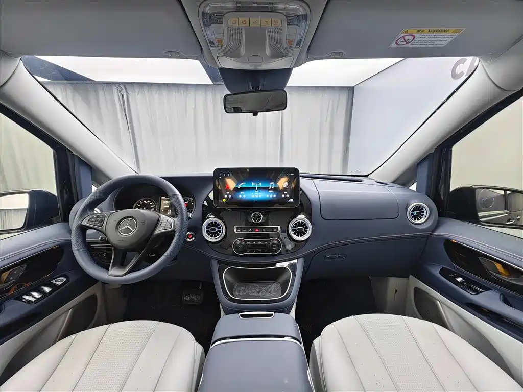 Mercedes-Benz Vito 2023 2.0T Business Edition 7-seater 2023 - thumbnail 9