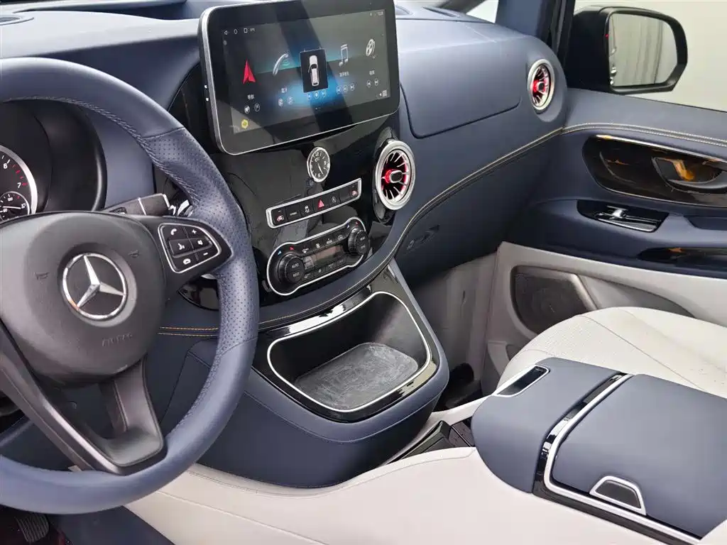 Mercedes-Benz Vito 2023 2.0T Business Edition 7-seater 2023 - thumbnail 20