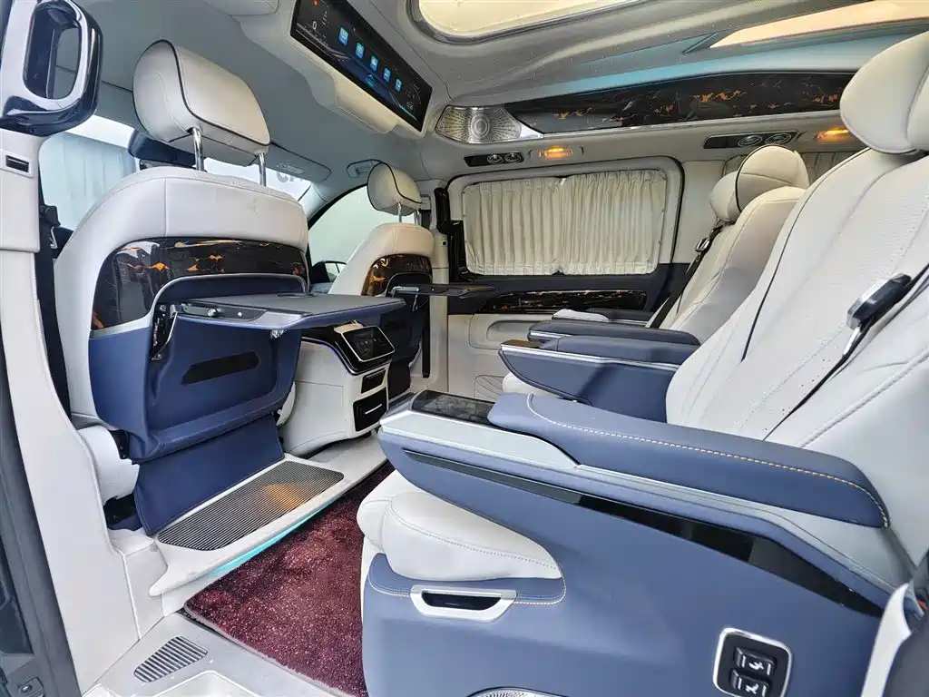 Mercedes-Benz Vito 2023 2.0T Business Edition 7-seater 2023 - thumbnail 23