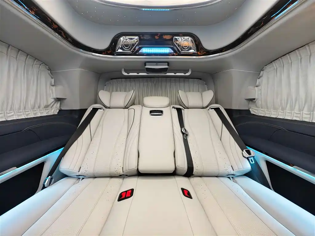 Mercedes-Benz Vito 2023 2.0T Business Edition 7-seater 2023 - thumbnail 25
