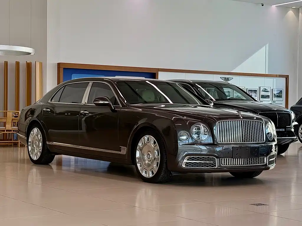 Bentley Mulsanne 2017 6.8T Long Wheelbase 2018 - thumbnail 3