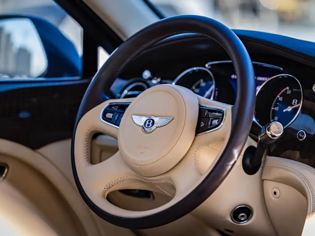 Bentley Mulsanne 2017 6.8T Long Wheelbase 2018 - thumbnail 12
