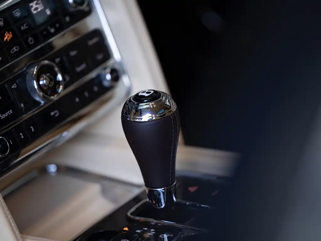 Bentley Mulsanne 2017 6.8T Long Wheelbase 2018 - thumbnail 15