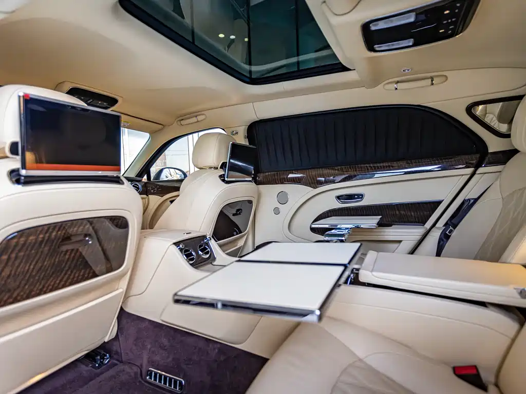 Bentley Mulsanne 2017 6.8T Long Wheelbase 2018 - thumbnail 18