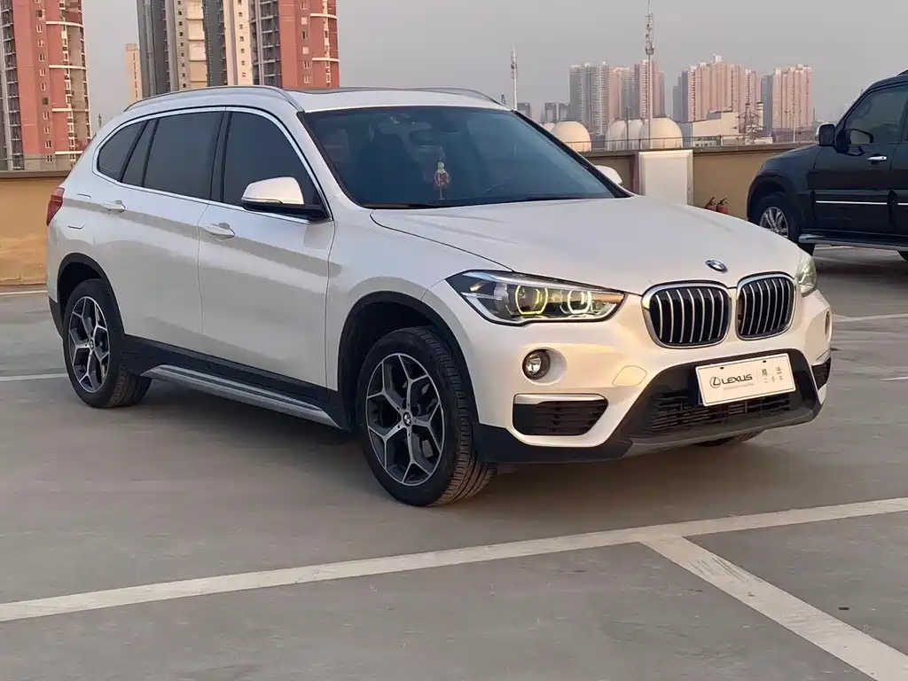 BMW BMW X1 2019 sDrive18Li Premium Model 2019 - thumbnail 3