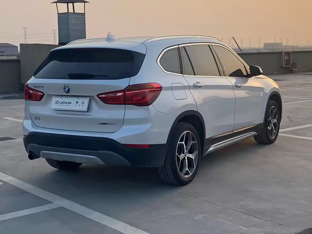 BMW BMW X1 2019 sDrive18Li Premium Model 2019 - thumbnail 7