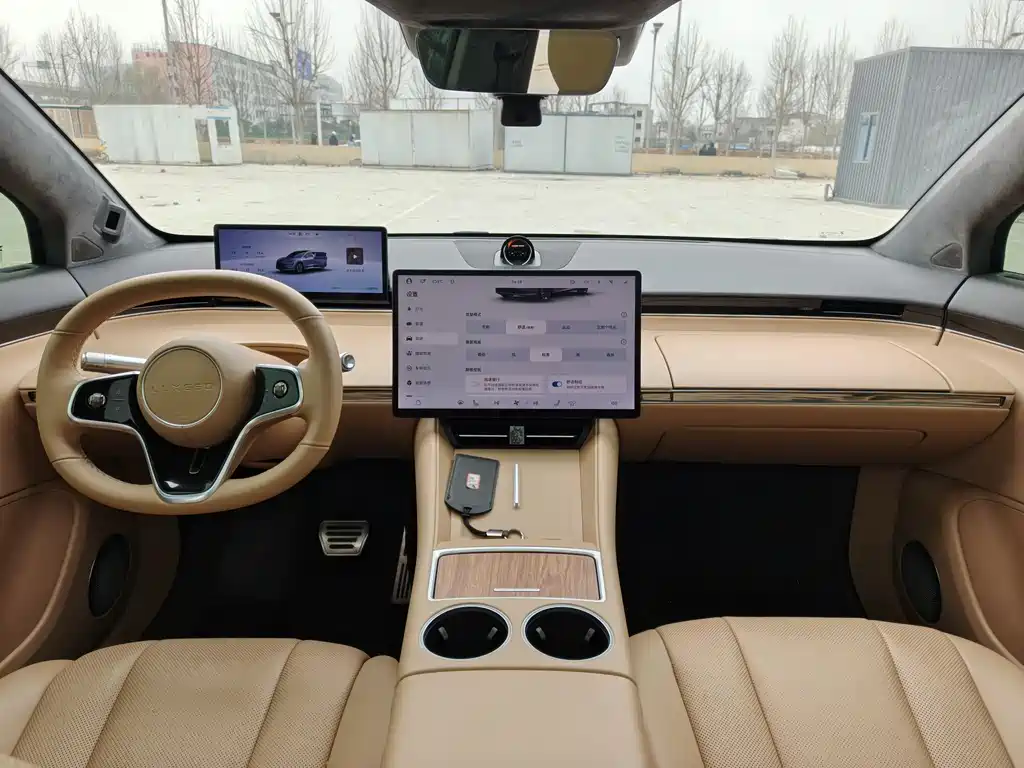 Zhijie Aito R7 2024 Pure Electric 802km Max 2024 - thumbnail 6