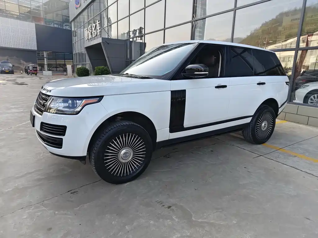 Land Rover Range Rover 2015 3.0 TDV6 Vogue 2015 - thumbnail 2