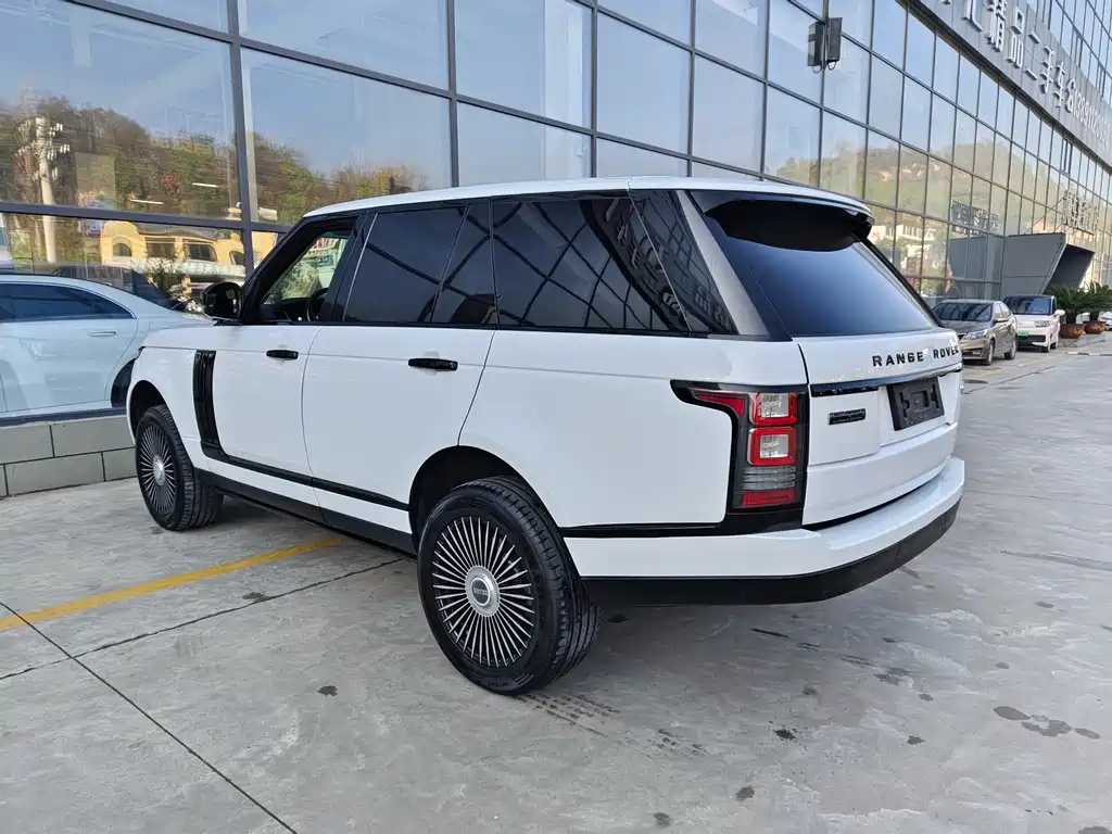 Land Rover Range Rover 2015 3.0 TDV6 Vogue 2015 - thumbnail 11