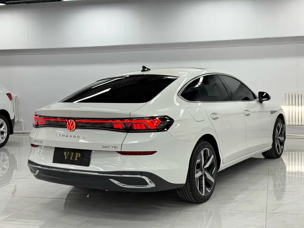 Volkswagen Lamando 2022 Lamando L 280TSI DSG Cool Spice Edition 2022 - thumbnail 5