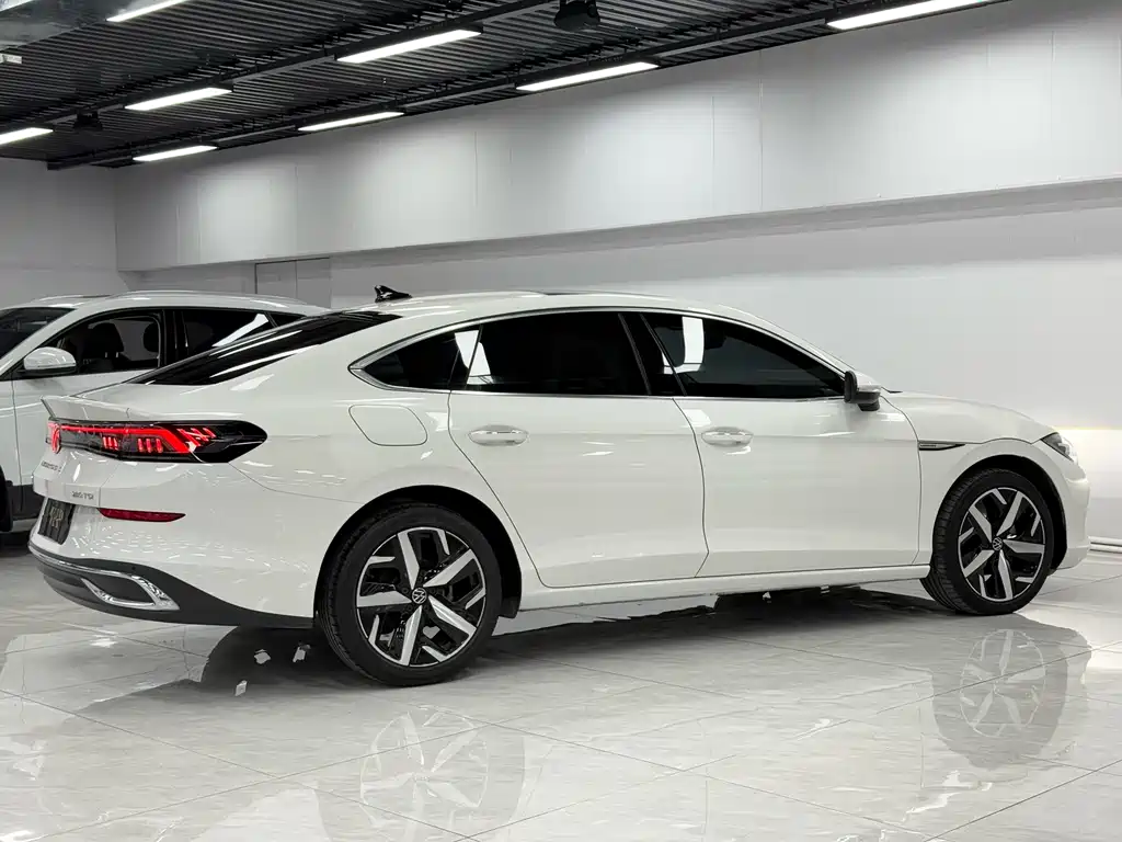 Volkswagen Lamando 2022 Lamando L 280TSI DSG Cool Spice Edition 2022 - thumbnail 6