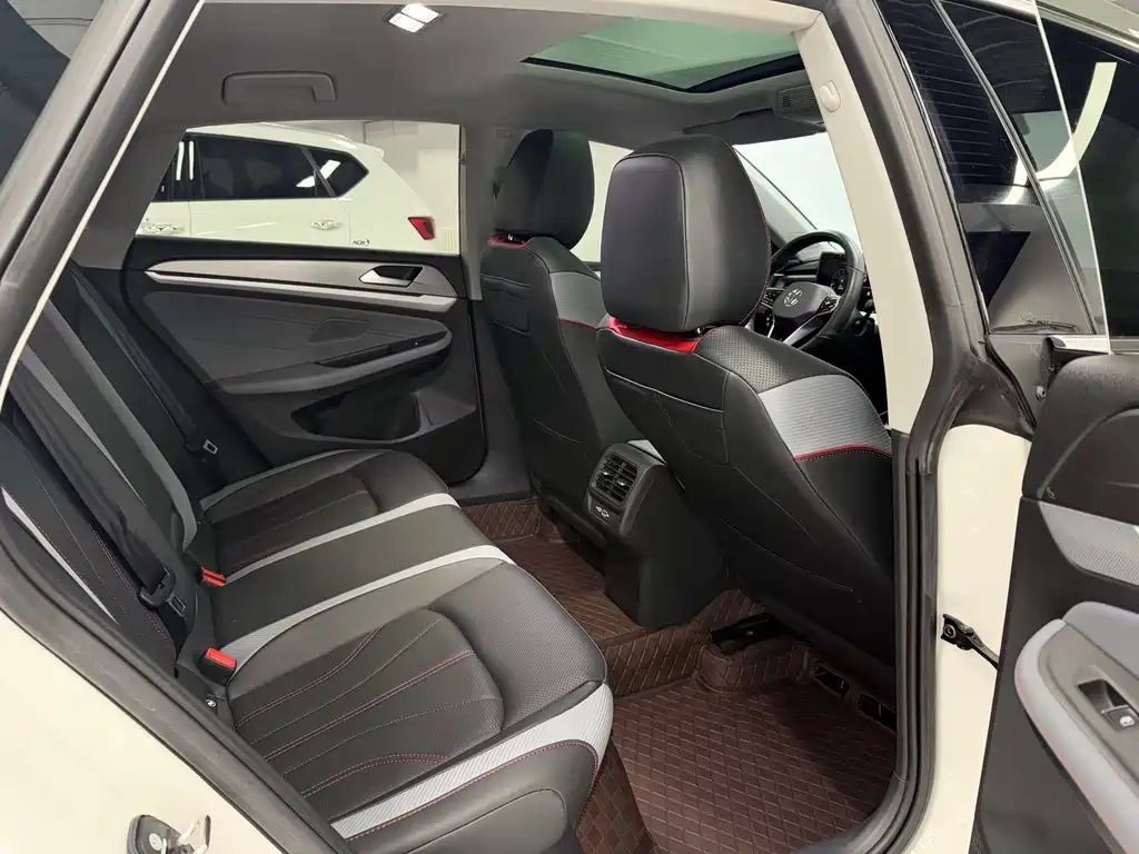 Volkswagen Lamando 2022 Lamando L 280TSI DSG Cool Spice Edition 2022 - thumbnail 11