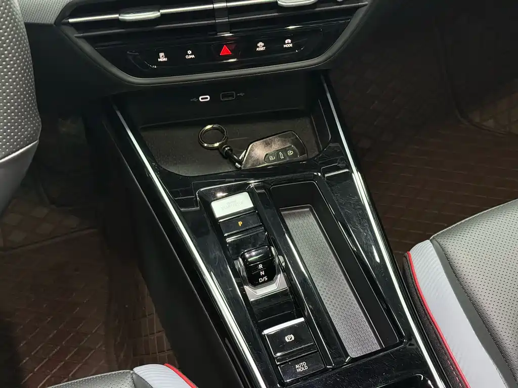 Volkswagen Lamando 2022 Lamando L 280TSI DSG Cool Spice Edition 2022 - thumbnail 12