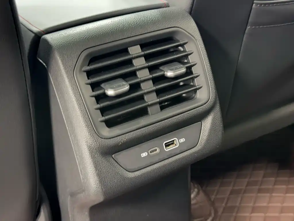 Volkswagen Lamando 2022 Lamando L 280TSI DSG Cool Spice Edition 2022 - thumbnail 17