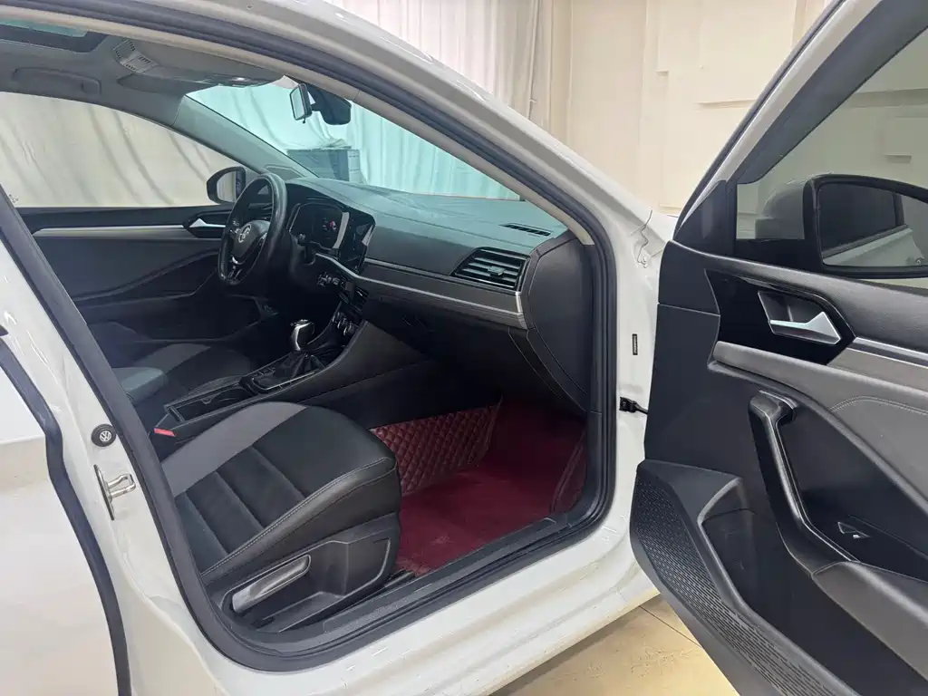 Volkswagen Volkswagen Sagitar 2022 280TSI DSG Flying Edition 2022 - thumbnail 10
