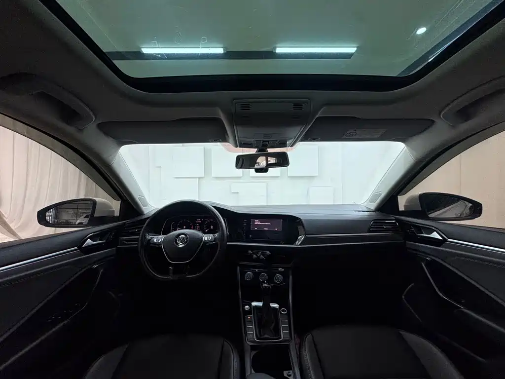 Volkswagen Volkswagen Sagitar 2022 280TSI DSG Flying Edition 2022 - thumbnail 17