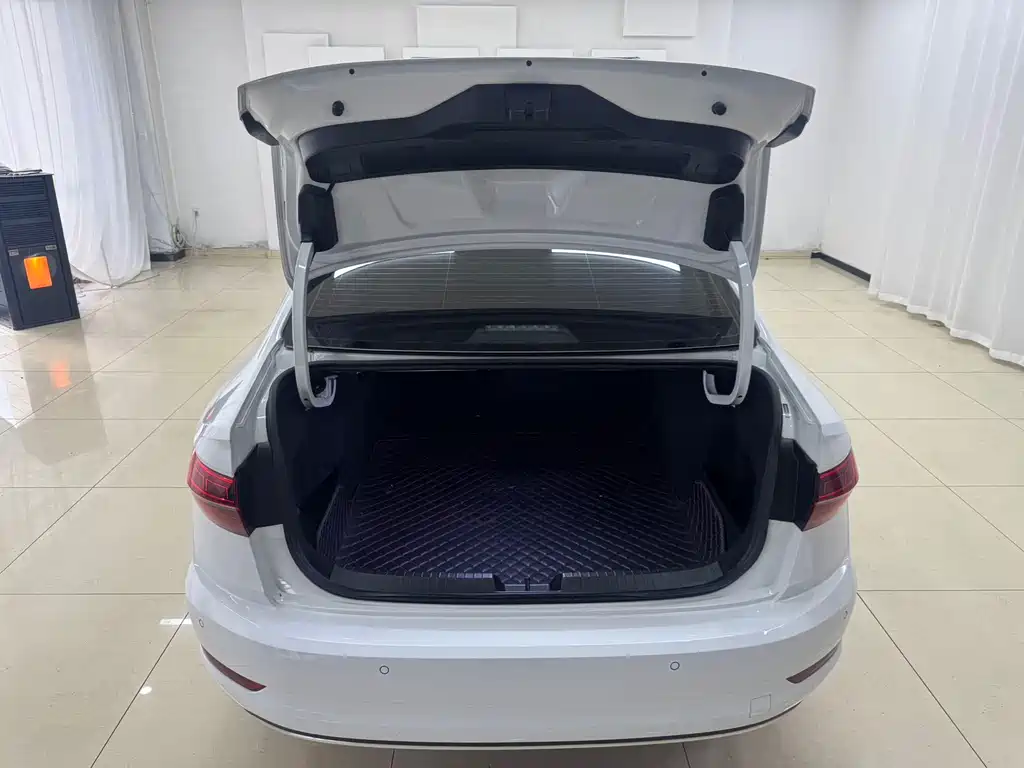 Volkswagen Volkswagen Sagitar 2022 280TSI DSG Flying Edition 2022 - thumbnail 20