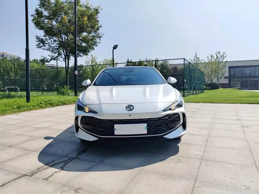 MG MG7 2023 1.5T DCT Luxury Edition 2023 - thumbnail 2