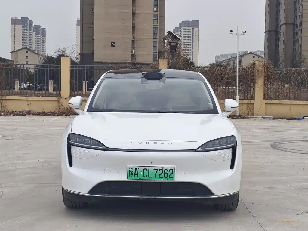 Zhijie Aito R7 2024 Pure Electric 802km Max 2025 - thumbnail 2