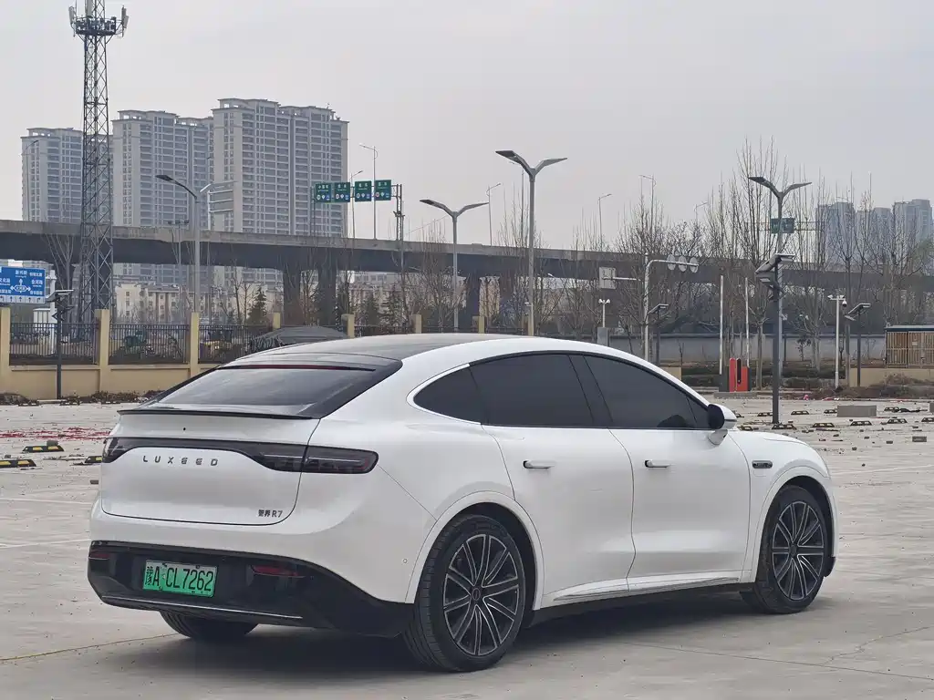 Zhijie Aito R7 2024 Pure Electric 802km Max 2025 - thumbnail 9