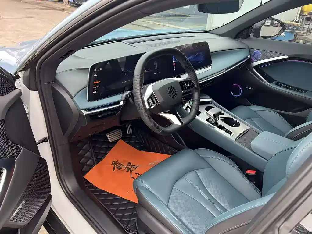 MG MG7 2023 2.0T Automatic Luxury Edition 2023 - thumbnail 4