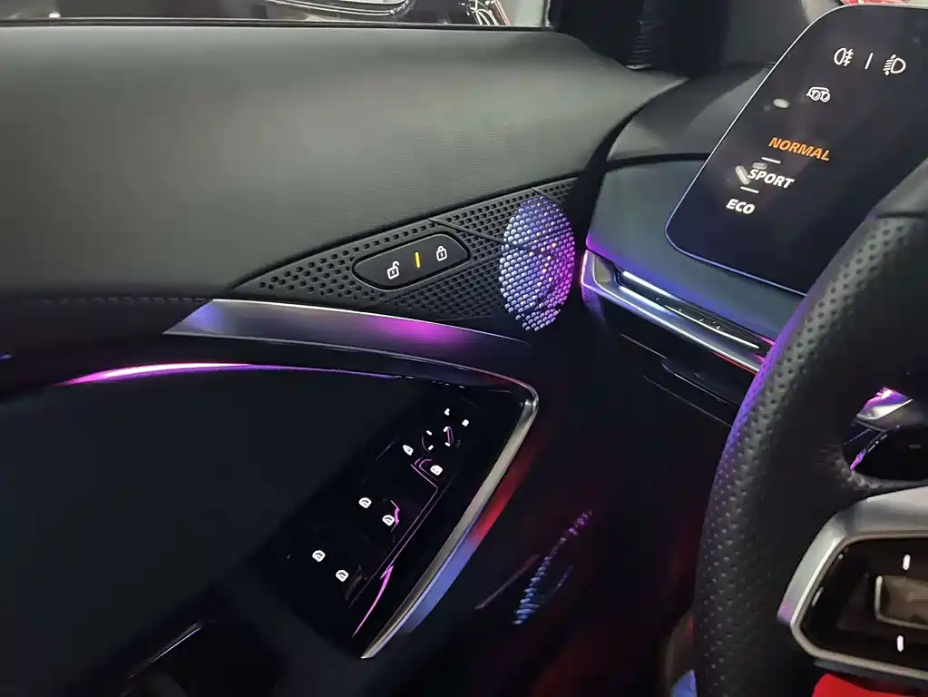 MG MG7 2023 2.0T Automatic Luxury Edition 2023 - thumbnail 14