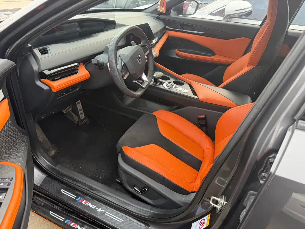 Changan Changan UNI-V 2023 1.5T Sport Edition 2024 - thumbnail 5