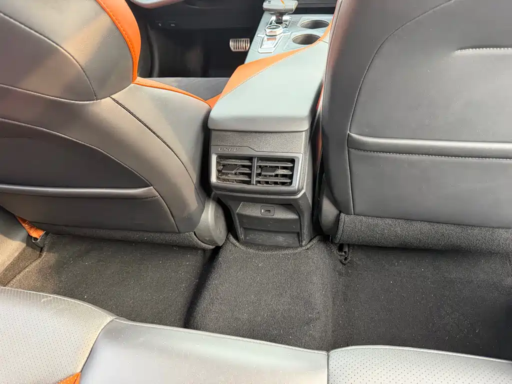 Changan Changan UNI-V 2023 1.5T Sport Edition 2024 - thumbnail 11