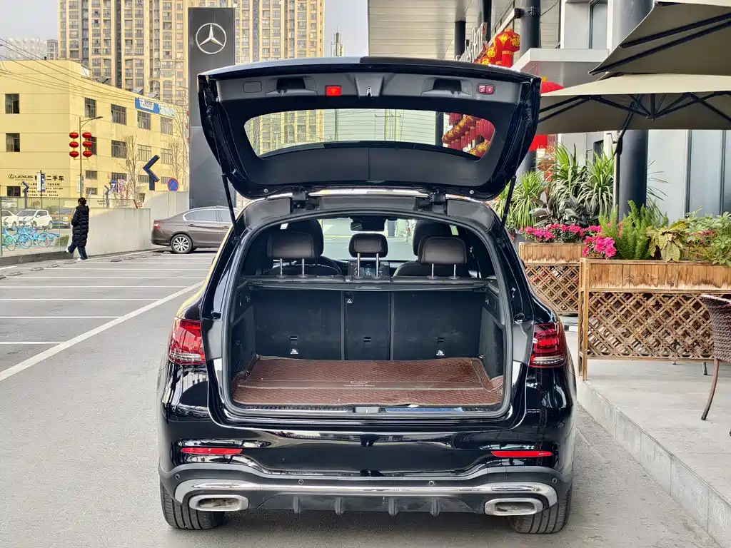 Mercedes-Benz Mercedes-Benz GLC 2020 Facelift GLC 300 L 4MATIC Sport Edition 2020 - thumbnail 8