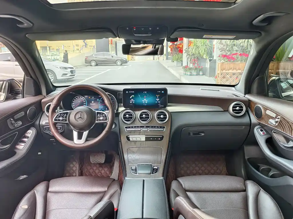 Mercedes-Benz Mercedes-Benz GLC 2020 Facelift GLC 300 L 4MATIC Sport Edition 2020 - thumbnail 12