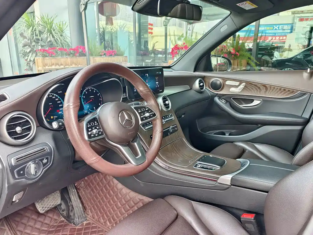 Mercedes-Benz Mercedes-Benz GLC 2020 Facelift GLC 300 L 4MATIC Sport Edition 2020 - thumbnail 14