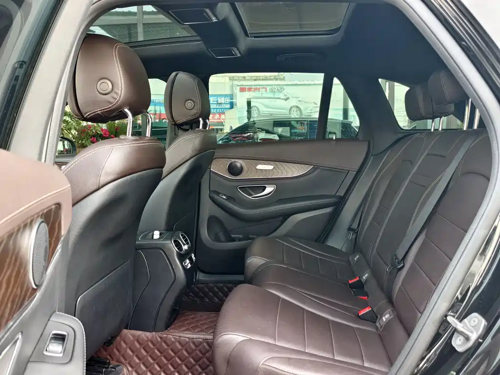 Mercedes-Benz Mercedes-Benz GLC 2020 Facelift GLC 300 L 4MATIC Sport Edition 2020 - thumbnail 15