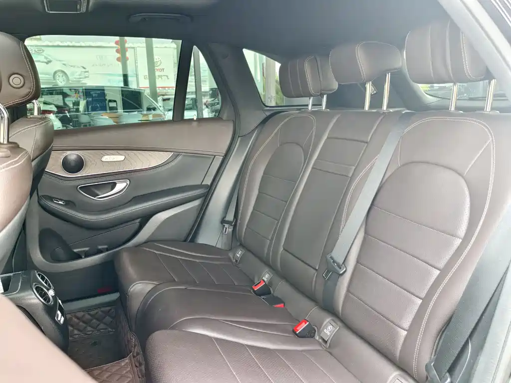 Mercedes-Benz Mercedes-Benz GLC 2020 Facelift GLC 300 L 4MATIC Sport Edition 2020 - thumbnail 22