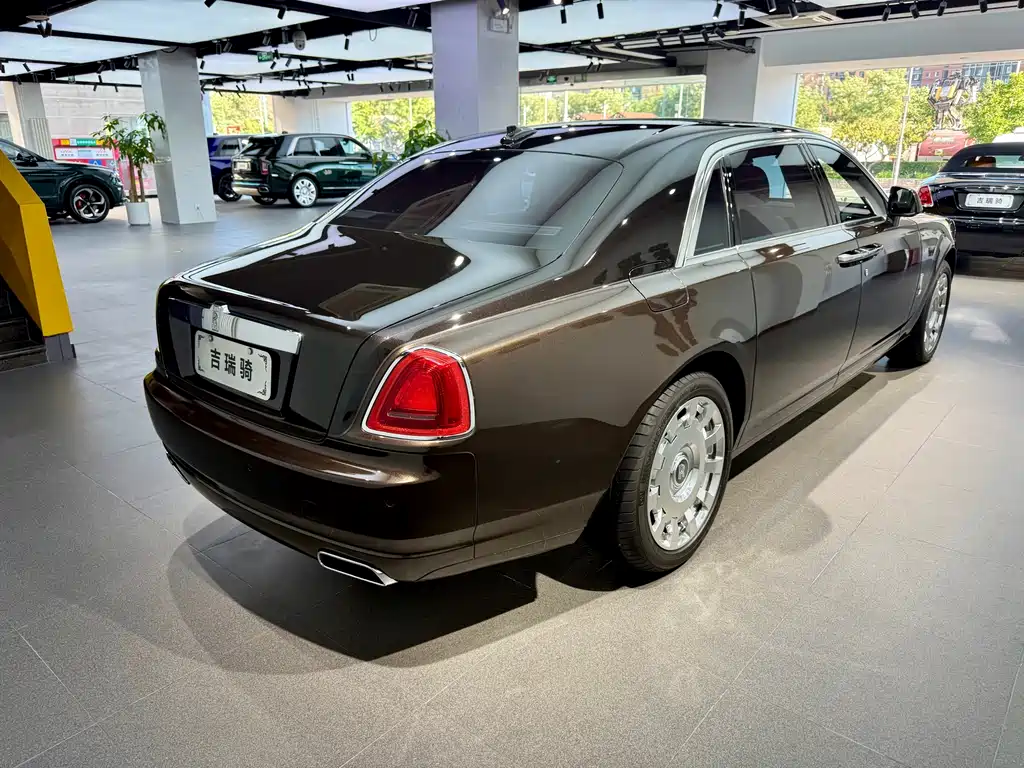 Rolls-Royce Ghost 2015 Series II Extended Wheelbase 2016 - thumbnail 6