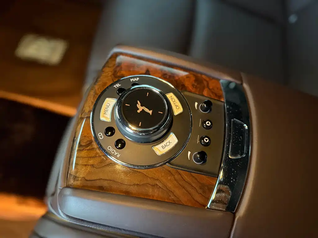 Rolls-Royce Ghost 2015 Series II Extended Wheelbase 2016 - thumbnail 18