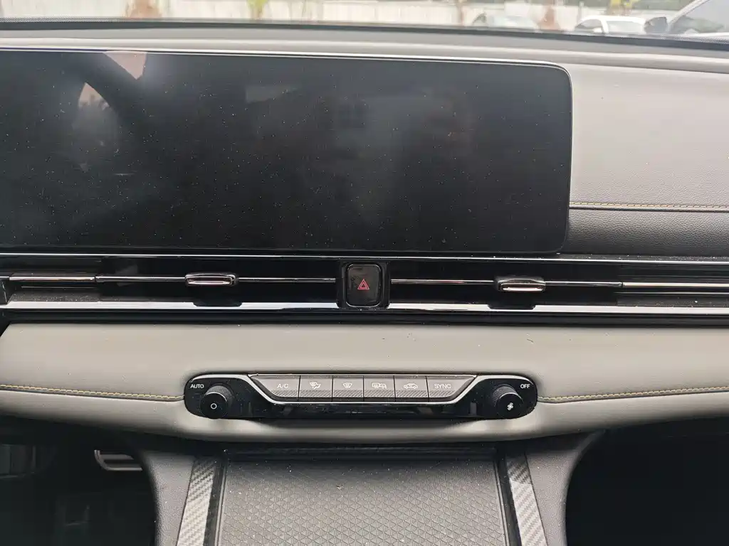 GAC Trumpchi Lingpai 2021 270T DCT J15 2021 - thumbnail 8