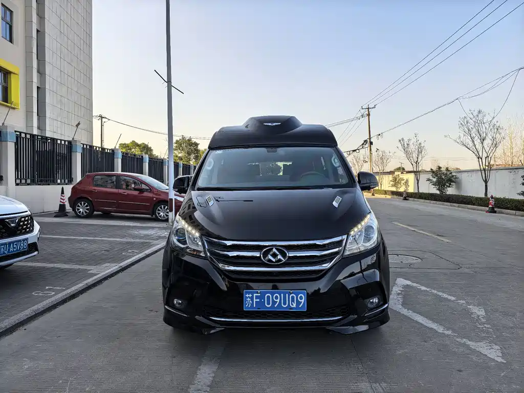 Maxus MAXUS G10 2018 PLUS 2.0T Automatic Executive Edition 2019 - thumbnail 2