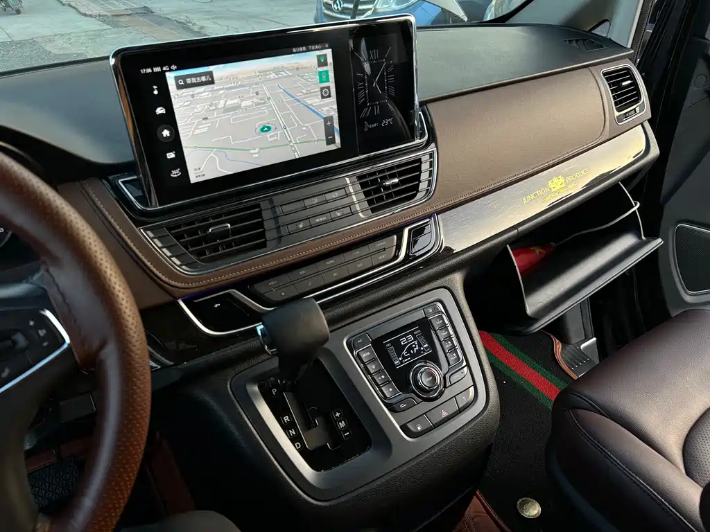 Maxus MAXUS G10 2018 PLUS 2.0T Automatic Executive Edition 2019 - thumbnail 22