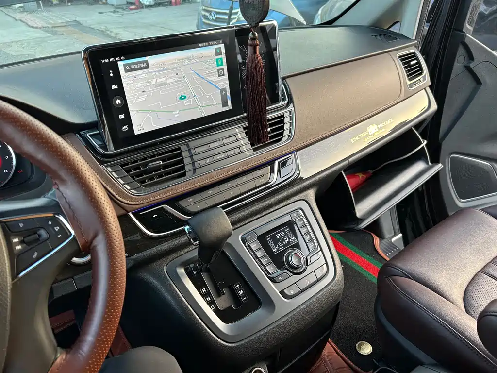 Maxus MAXUS G10 2018 PLUS 2.0T Automatic Executive Edition 2019 - thumbnail 23