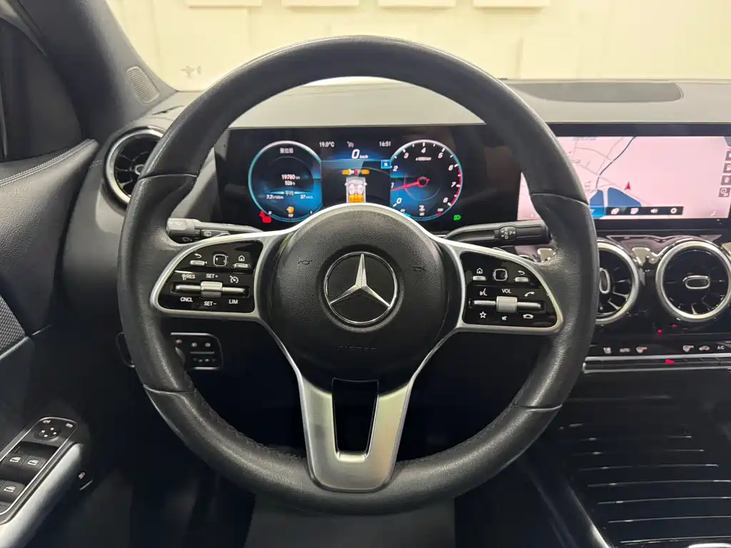 Mercedes-Benz Mercedes-Benz GLA 2022 GLA 180 2022 - thumbnail 15