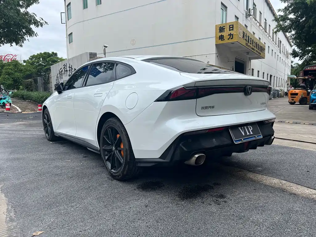 Changan Changan UNI-V 2022 1.5T Premium Edition 2022 - thumbnail 10