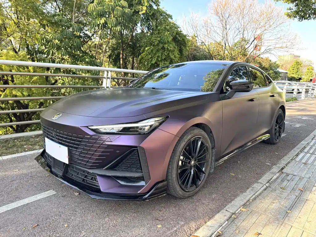 Changan Changan UNI-V 2022 1.5T Sport Edition 2022